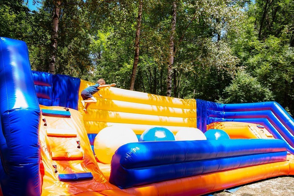Le Parc en Folie, location de structures gonflables en Haute-Savoie 74